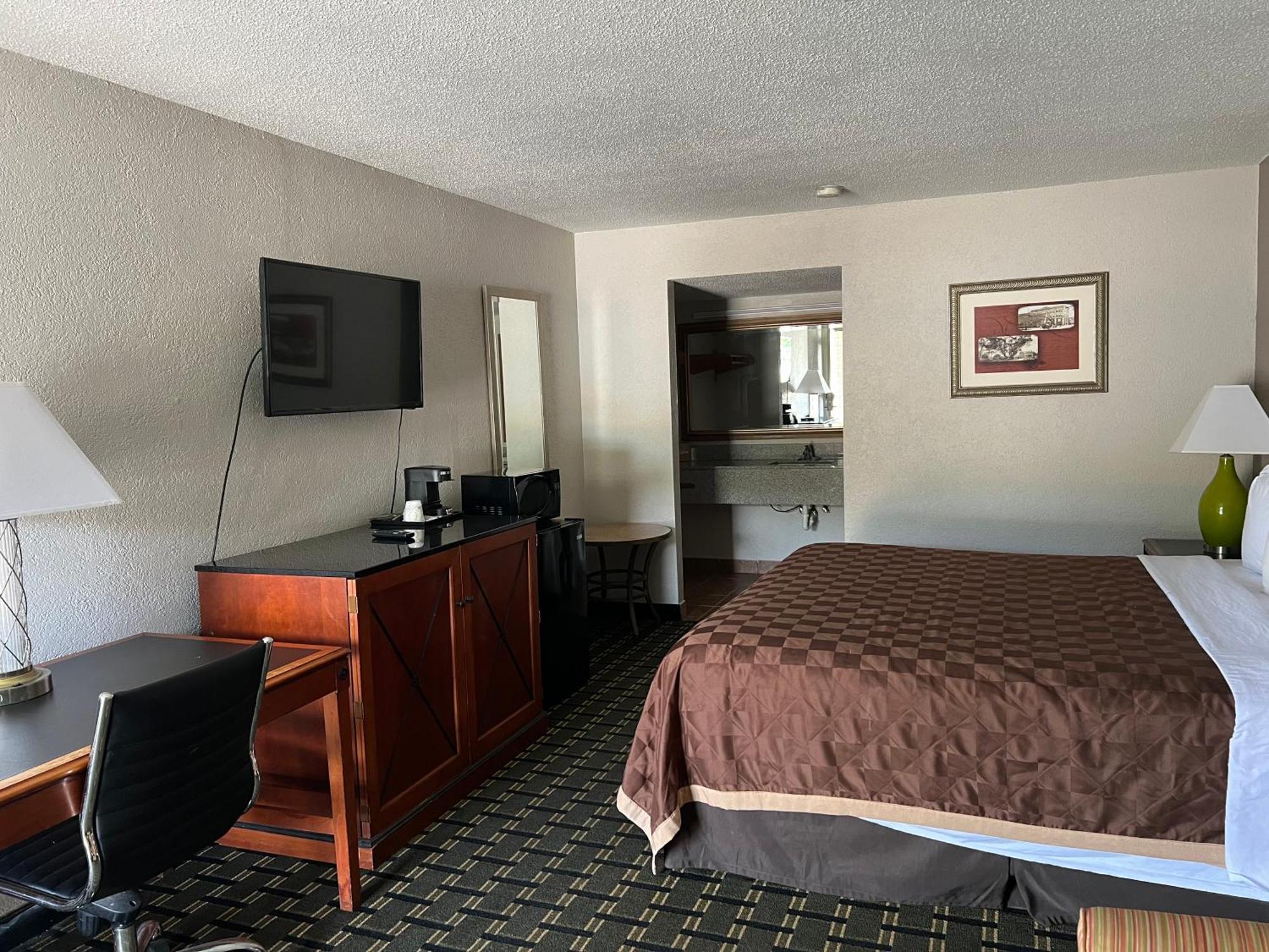 American Inn Columbia Bagian luar foto