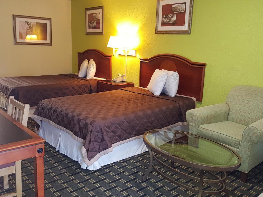 American Inn Columbia Bagian luar foto