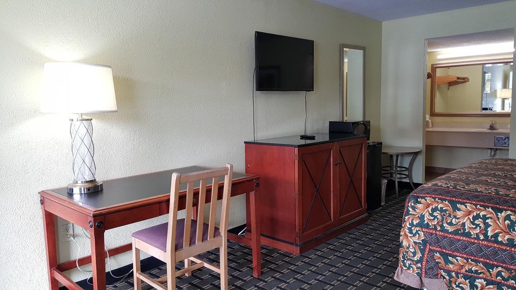 American Inn Columbia Bagian luar foto