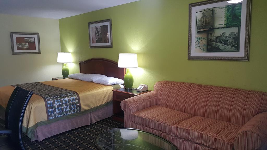 American Inn Columbia Bagian luar foto